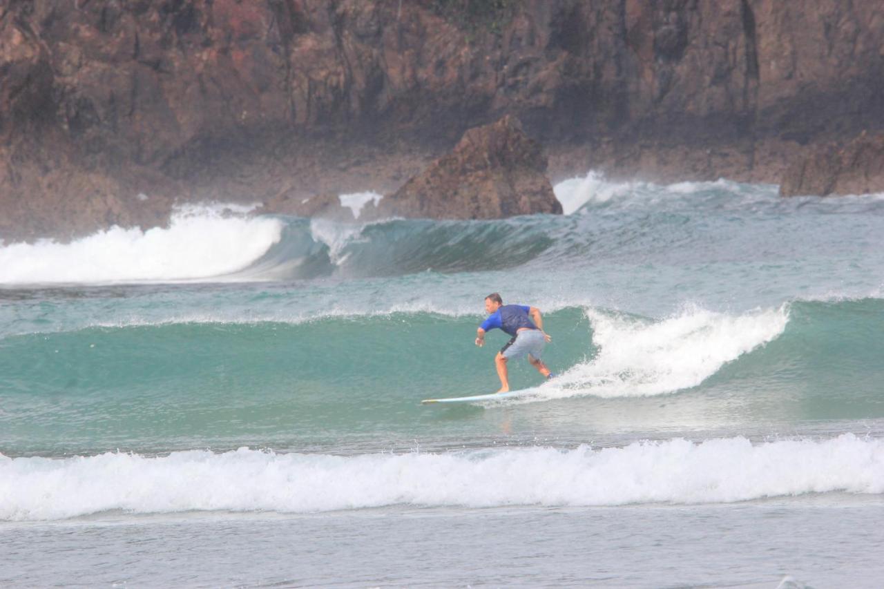Ayolah Surf House &Surf Camp Apartman Jembrana Kültér fotó
