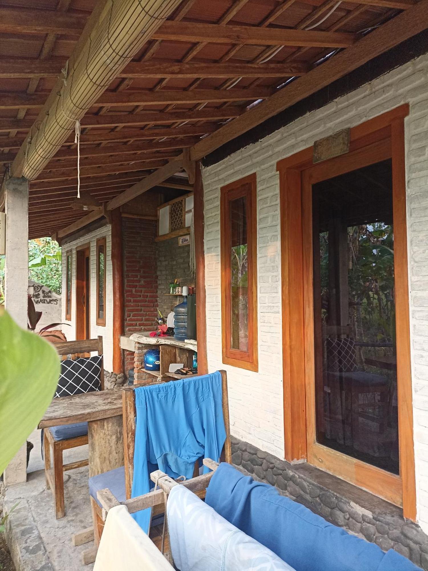 Ayolah Surf House &Surf Camp Apartman Jembrana Kültér fotó