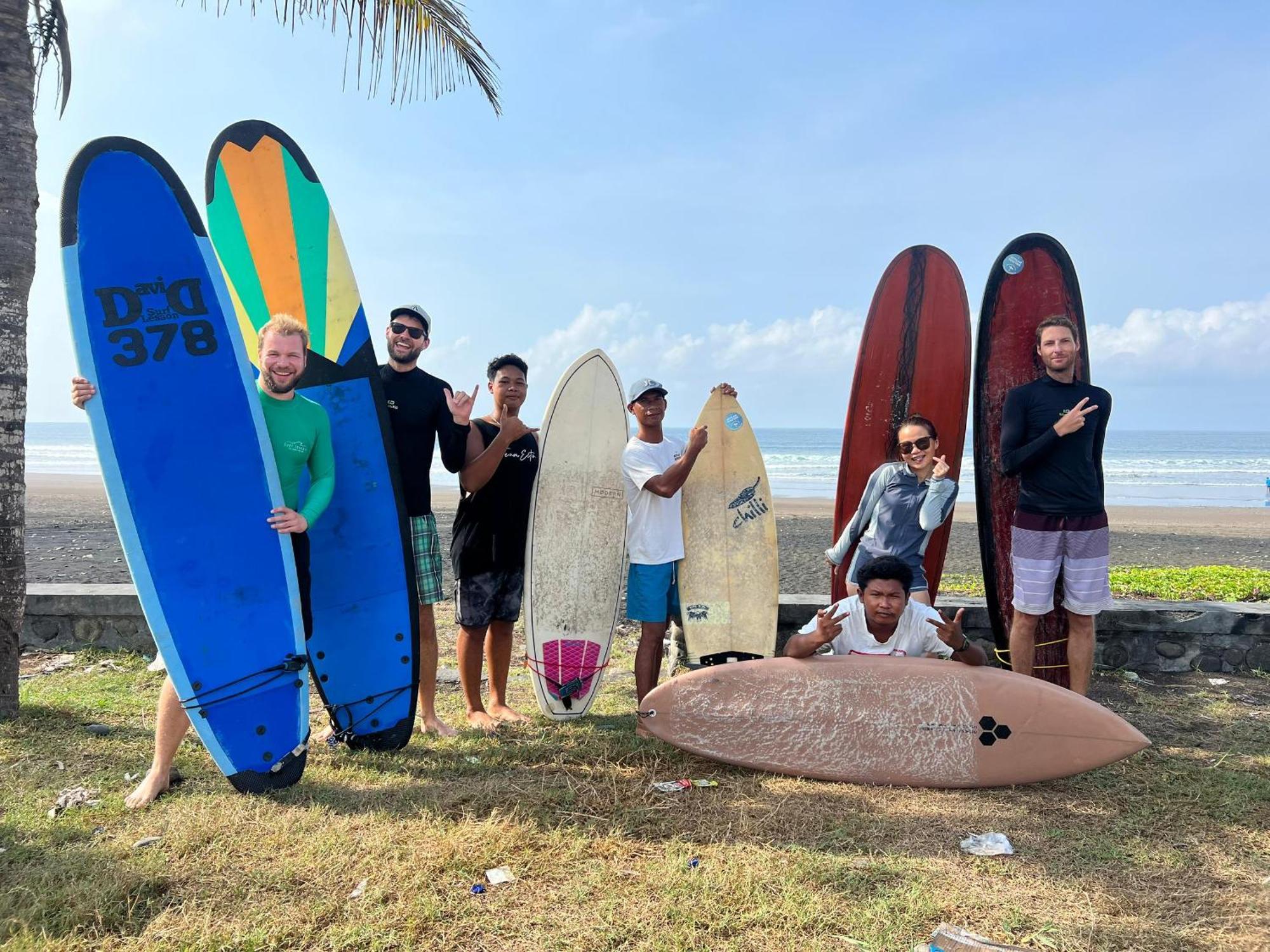Ayolah Surf House &Surf Camp Apartman Jembrana Kültér fotó
