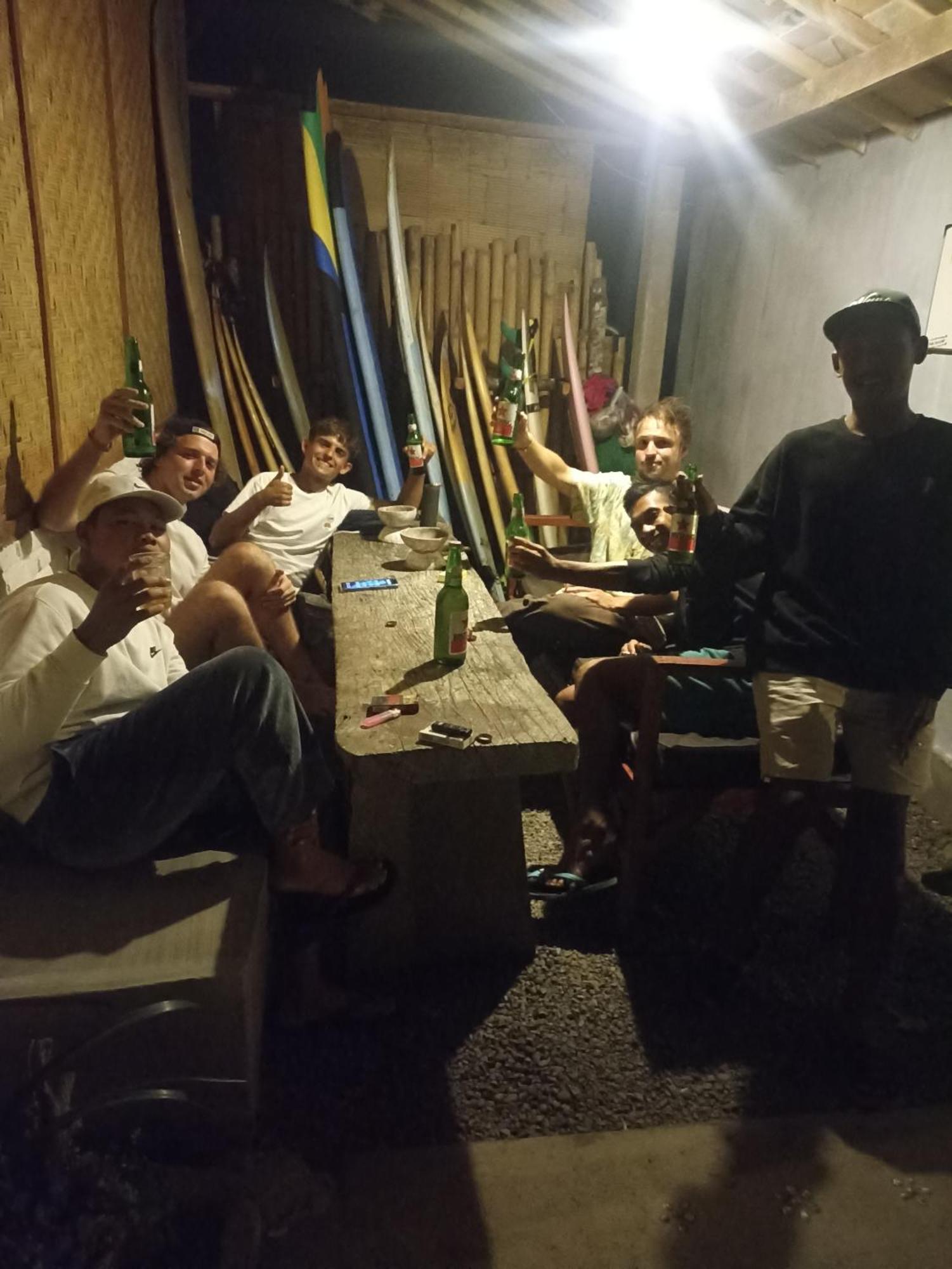 Ayolah Surf House &Surf Camp Apartman Jembrana Kültér fotó