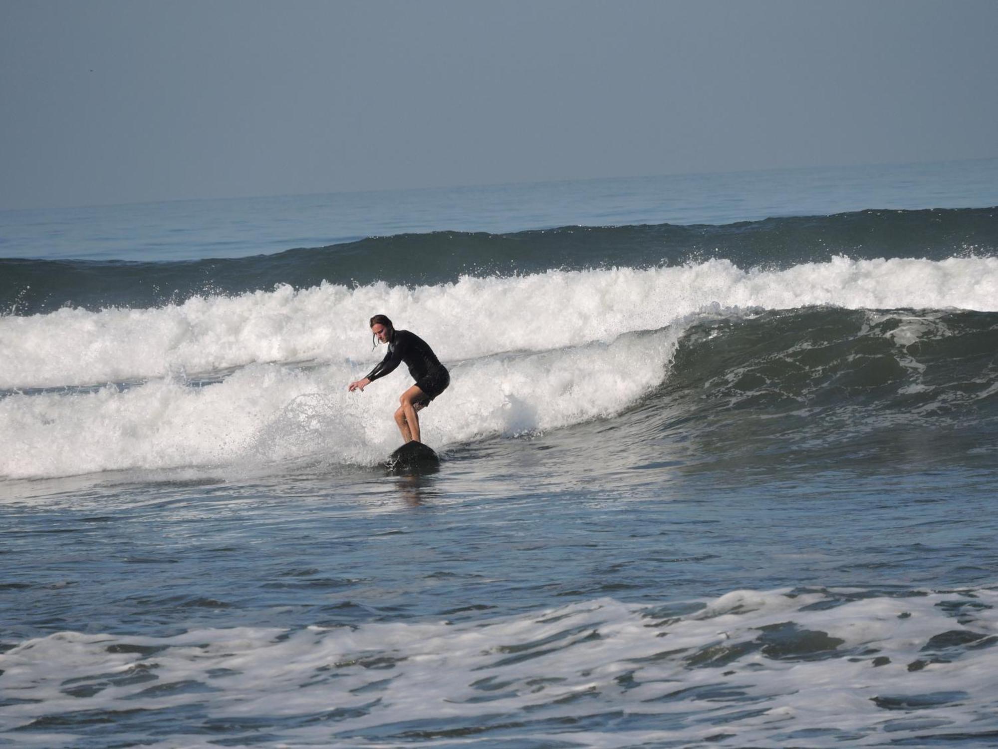 Ayolah Surf House &Surf Camp Apartman Jembrana Kültér fotó