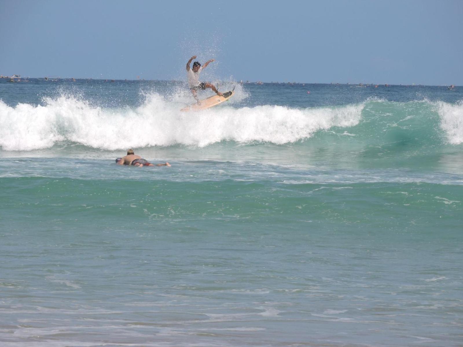 Ayolah Surf House &Surf Camp Apartman Jembrana Kültér fotó