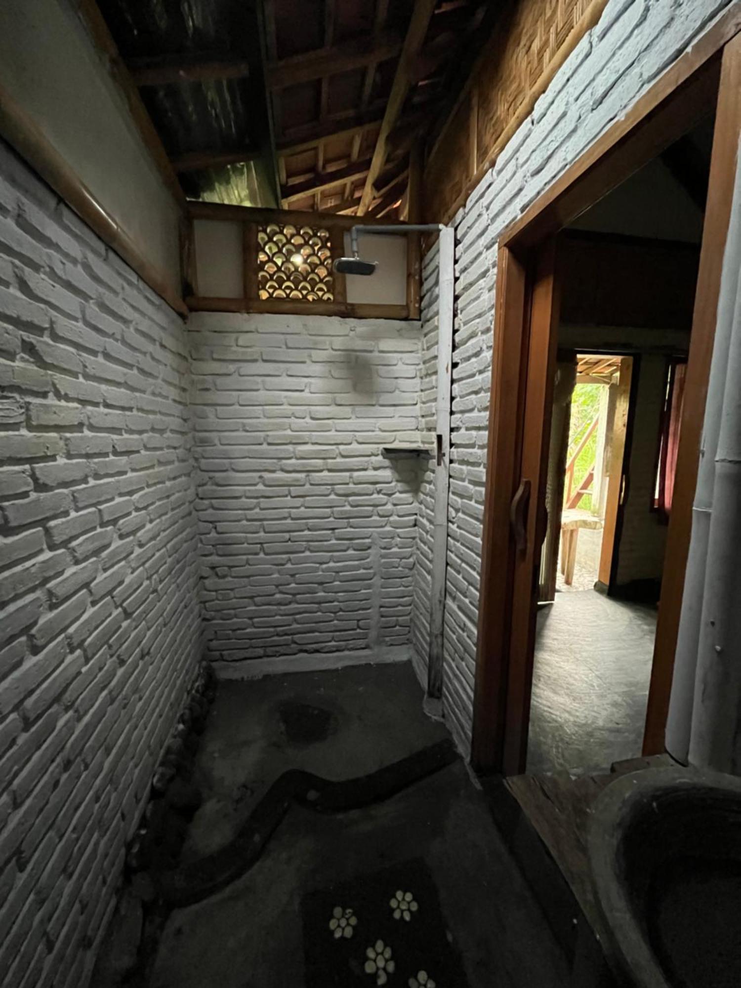 Ayolah Surf House &Surf Camp Apartman Jembrana Kültér fotó